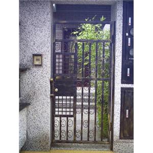 鍛造門
