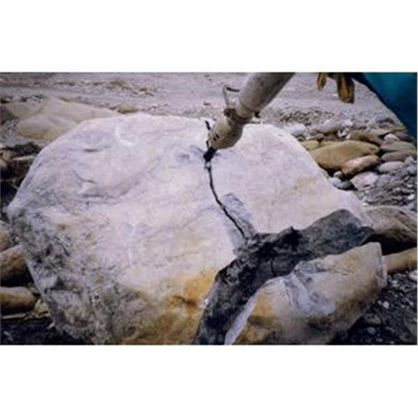 油壓式岩石劈裂工程 油壓式岩石劈裂工程