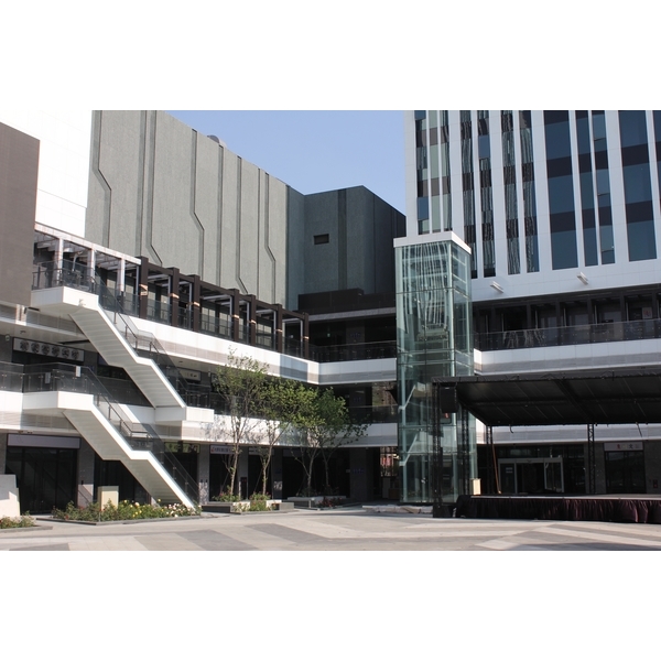 建築帷幕牆玻璃-吉久旺企業股份有限公司