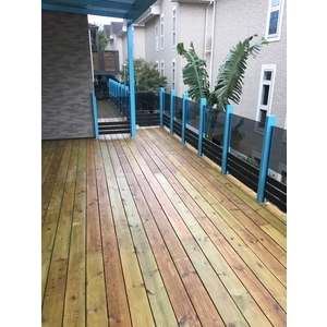 地板-凱威聯合工程有限公司