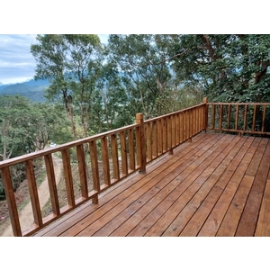 露臺-凱威聯合工程有限公司