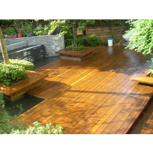 地板-凱威聯合工程有限公司