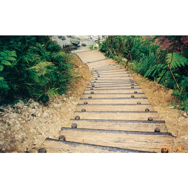 階梯-利澤建材工業有限公司
