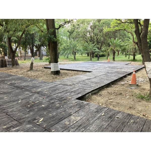 仿枕木步道平台-利澤建材工業有限公司