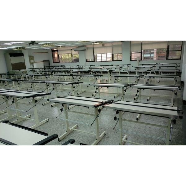 製圖教室J2_3210 製圖教室J2_3210
