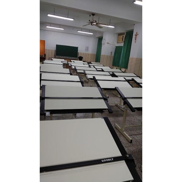 製圖教室T_1090918_2-固迪欣儀器有限公司