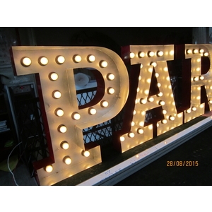 燈泡字-巨光創意設計有限公司