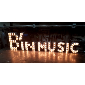 燈泡字-巨光創意設計有限公司