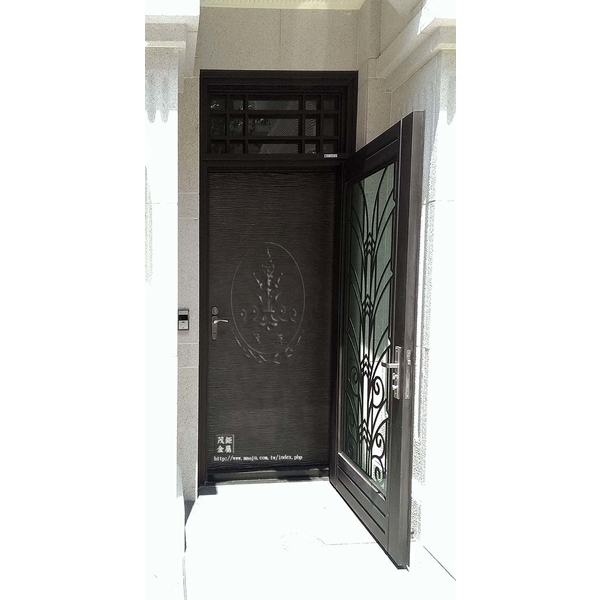 內玄關門 內玄關門