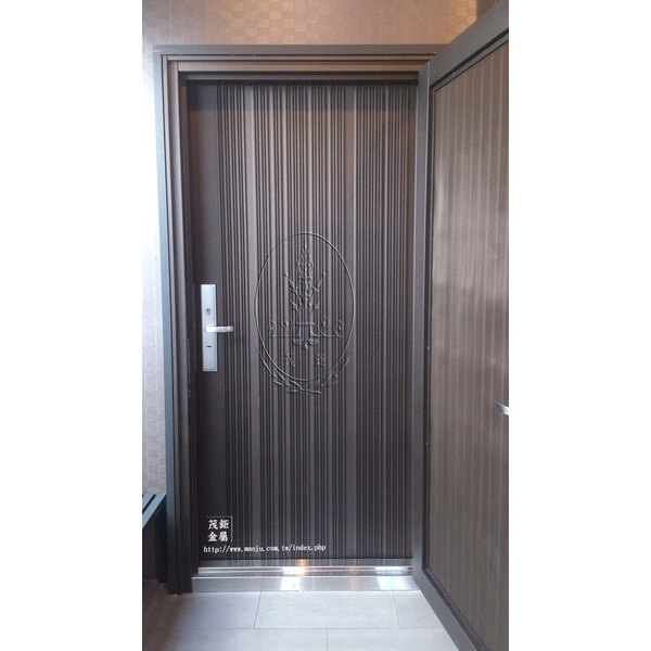 鑄鋁鋼製門-茂鉅金屬建材有限公司