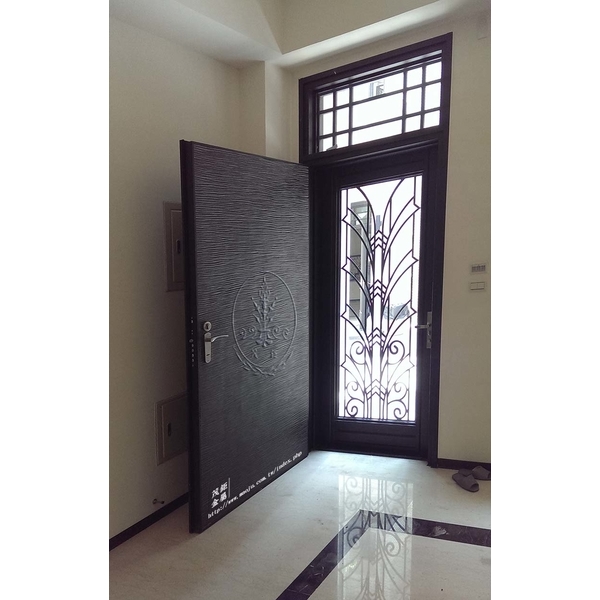 鑄鋁鋼製門-茂鉅金屬建材有限公司