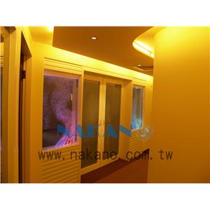 海倫仙度斯戶外新品發表會/夢幻水舞牆/氣泡牆/弧線造型/數位水幕牆/水燈柱商品-中野國際有限公司