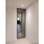 鋁框玻璃櫥櫃開門