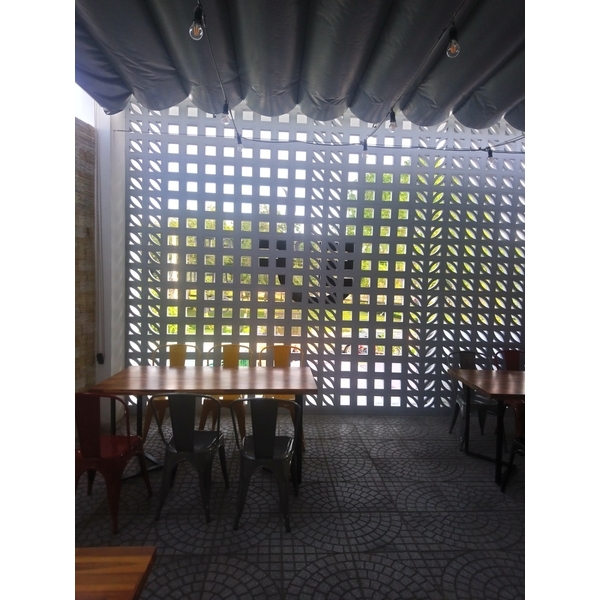 花格磚建築牆面-松榛企業有限公司