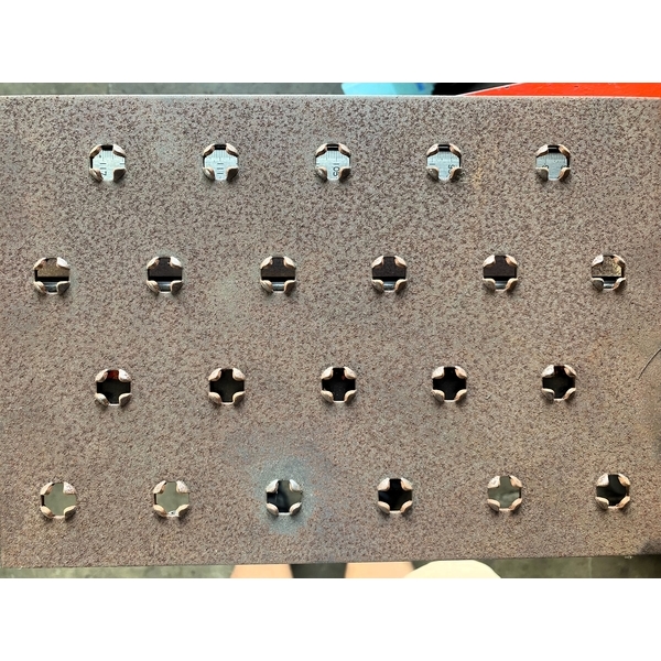 沖孔-火山口沖製