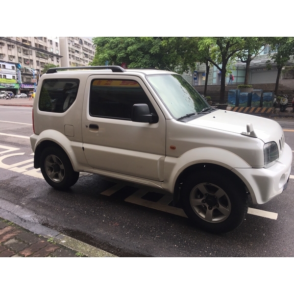 前擋丹龍D501+車身丹龍T23 (合昇隔熱紙) 前擋丹龍D501+車身丹龍T23 (合昇隔熱紙)