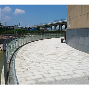 客家圓樓玻璃欄杆-嘉印企業有限公司