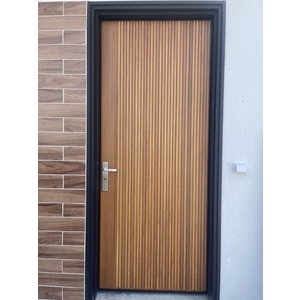 鋼木門-冠盛金屬有限公司