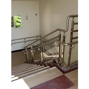 室外不鏽鋼扶手欄杆-金永固金屬建材有限公司