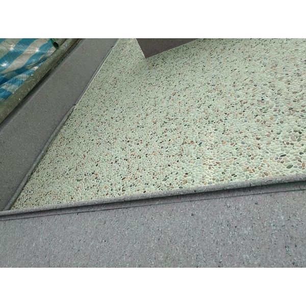 三分網石子+誠石仿石材施工 三分網石子+誠石仿石材施工