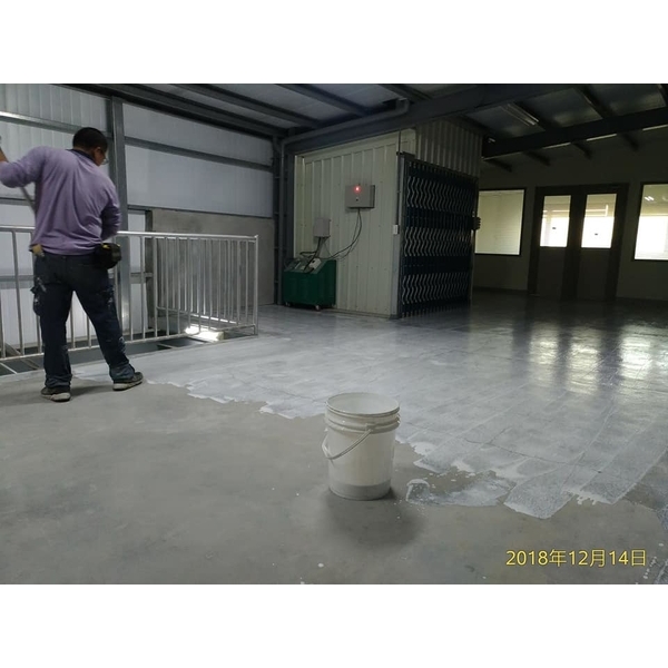 水性環氧塑脂(EPOXY)地坪-品誠建材工程行