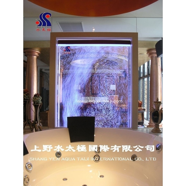 水舞燈柱、水舞牆
