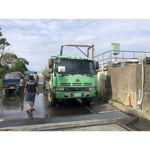 自來水水車