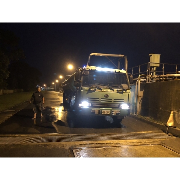 自來水水車 自來水水車