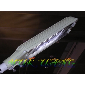 LED散熱型路燈36W-玉光電能有限公司