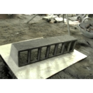 洩水孔49.5cm*12cm*15cm  7孔-羿源工業有限公司