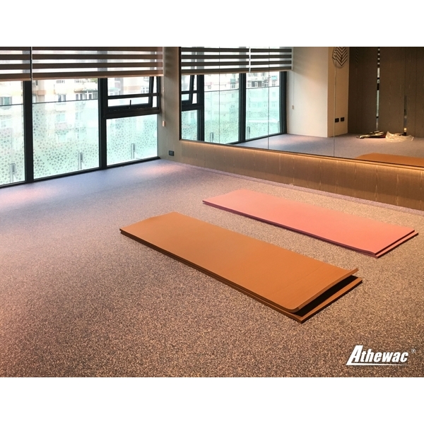 light worker私人運動招待所1-樺鑫實業有限公司