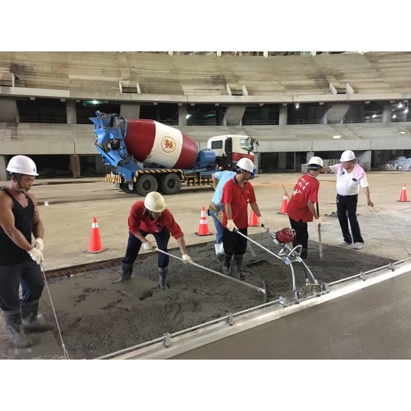 軌道式電動整平工程-旭日工程有限公司