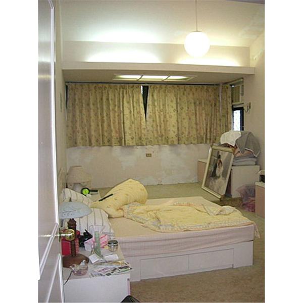 漏水老屋-裝修前主臥室 漏水老屋-裝修前主臥室