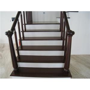 樓梯腳踏板-同毅地板木業有限公司