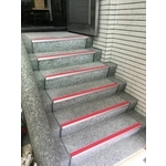 樓梯防撞止滑條 - 同育展業有限公司