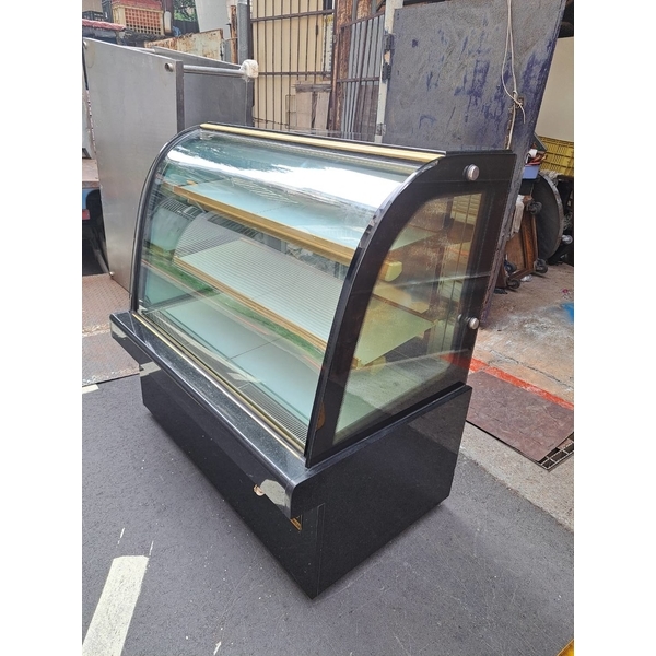 四尺圓弧蛋糕冰箱-百順企業行