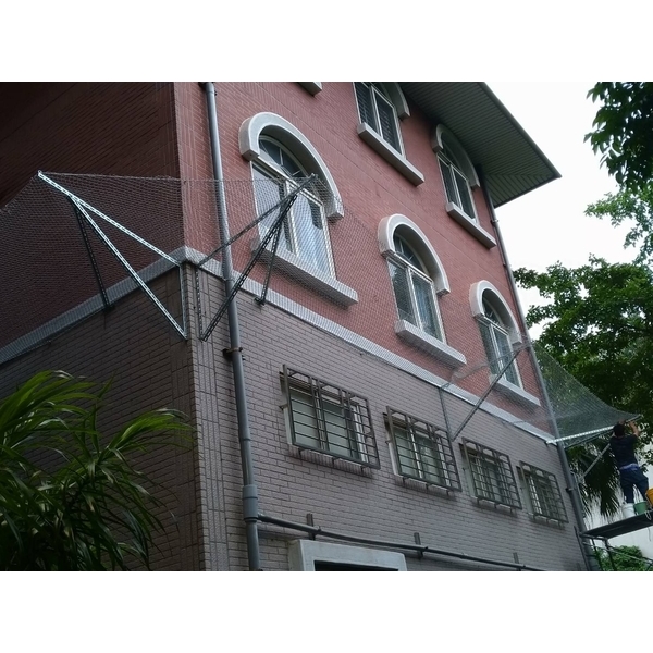 建國高級中學-防磁磚墜落網-開旭專業圍網有限公司