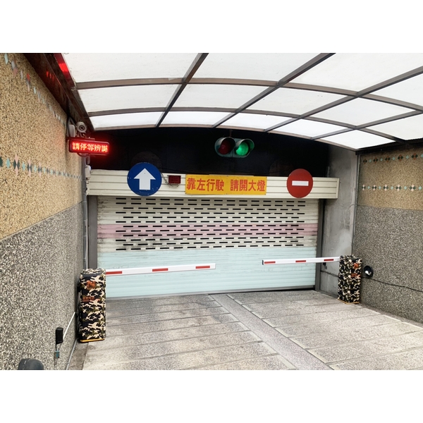 電動柵欄機-豪庭電機股份有限公司