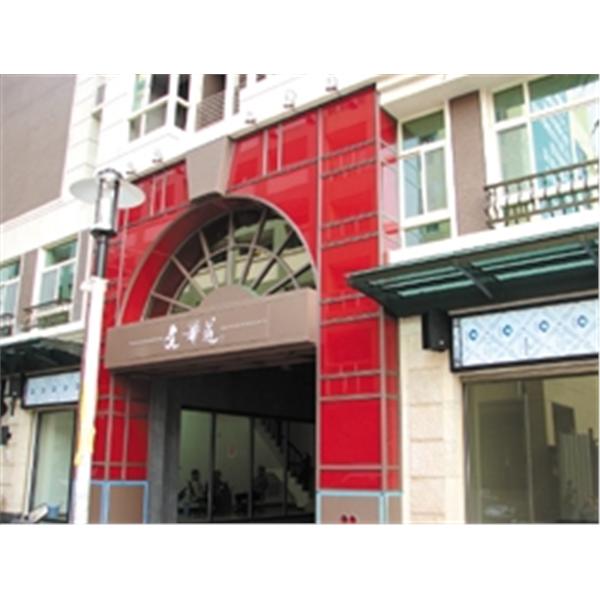 不鏽鋼造型玻璃大門-鑫帷特金屬建材有限公司