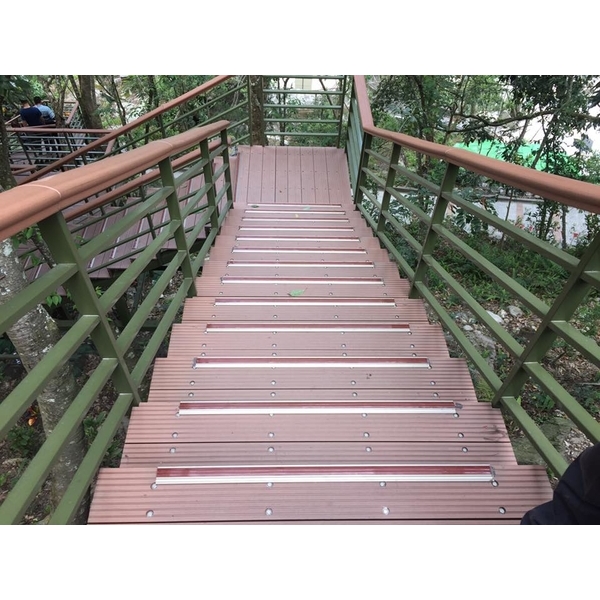 樓梯踏板 樓梯踏板