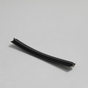 PVC桌邊條(小)-世翔塑膠企業有限公司