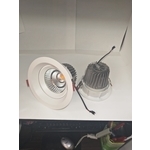 20W 崁燈內縮可擺動／挖孔125mm-奧立科技能源股份有限公司