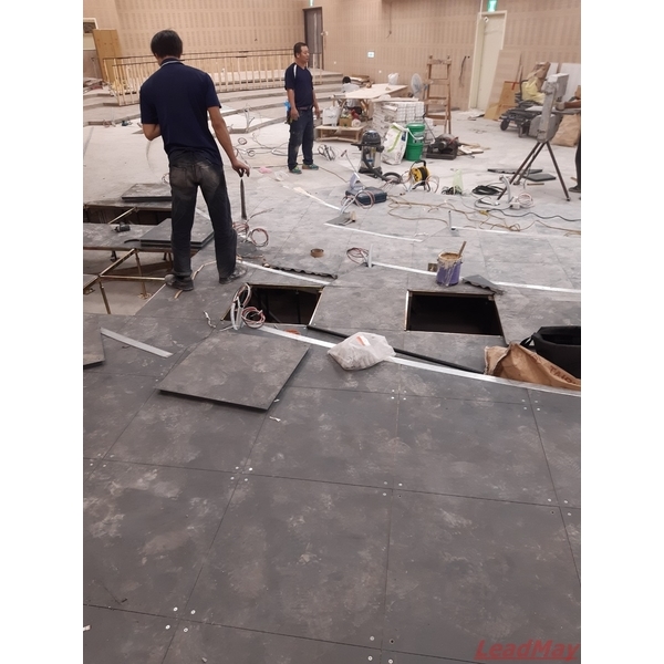 高架地板反向階梯做法-力美建材有限公司