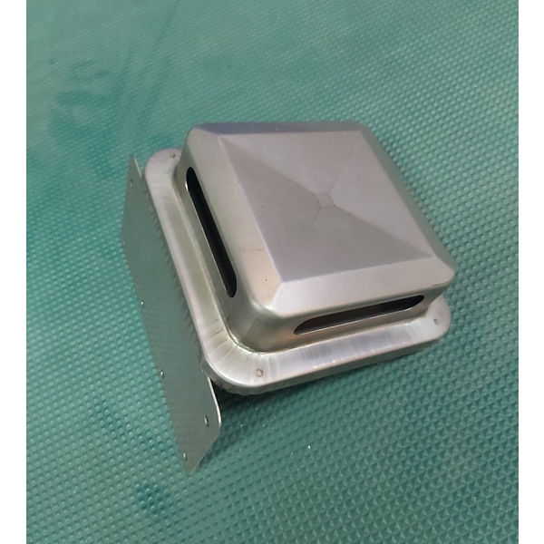 熱水器用強制排氣罩( 陽台吊掛​式 )O-02、強制排氣罩、熱水器排風罩、強制排氣口、外氣口-泓富實業有限公司