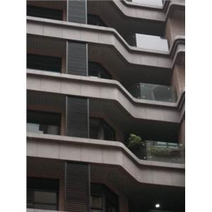 陽台玻璃欄杆,鋁格柵-雅固婷金屬建材有限公司