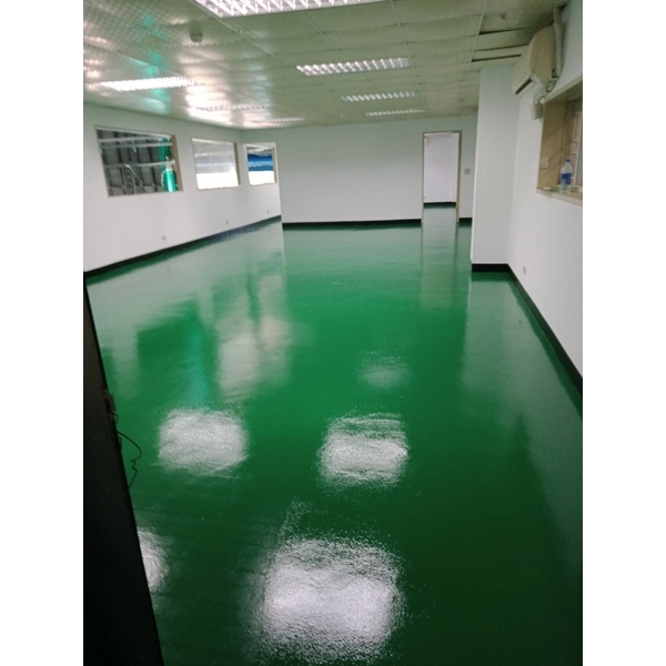 室內地板漆完工 室內地板漆完工
