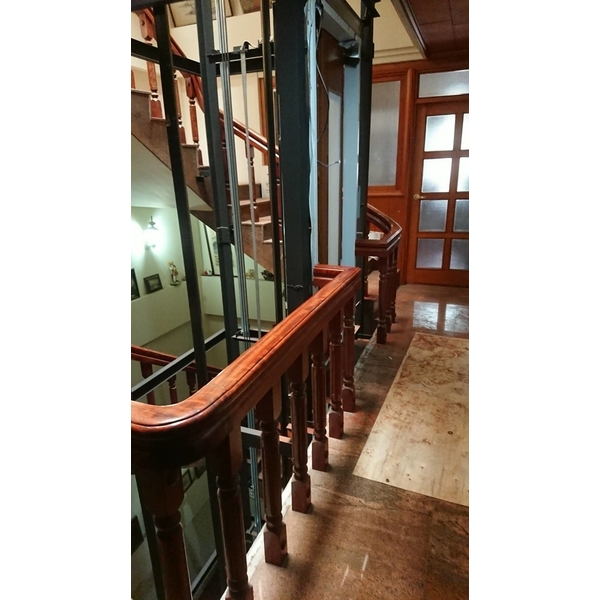 樓梯扶手 樓梯扶手