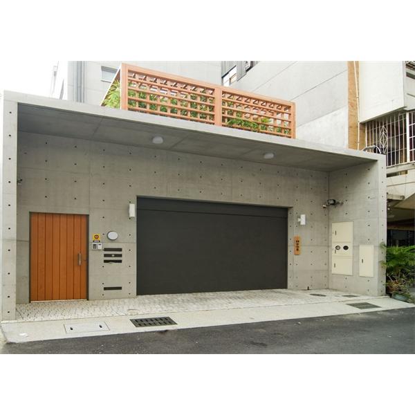 向陽_雷巴型車庫門-白陽通有限公司