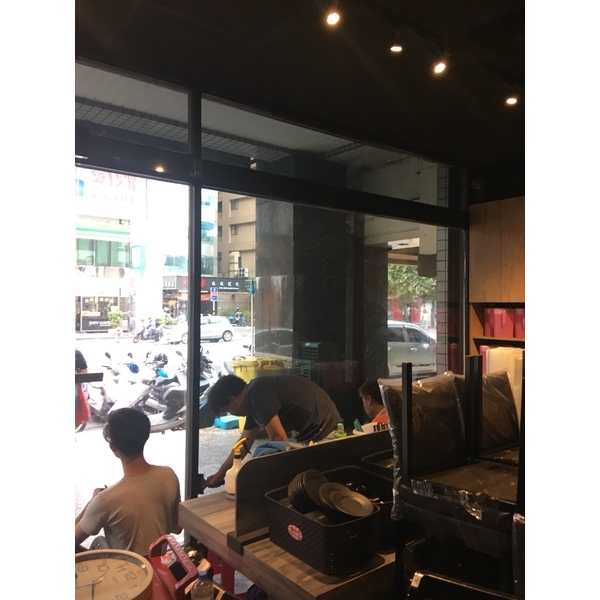 大樓隔熱紙施工-汎翔事業有限公司