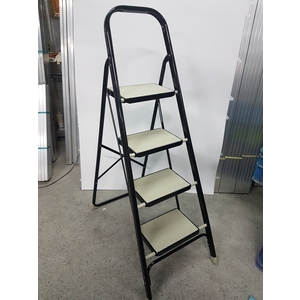 豪華4階梯-冠座企業有限公司